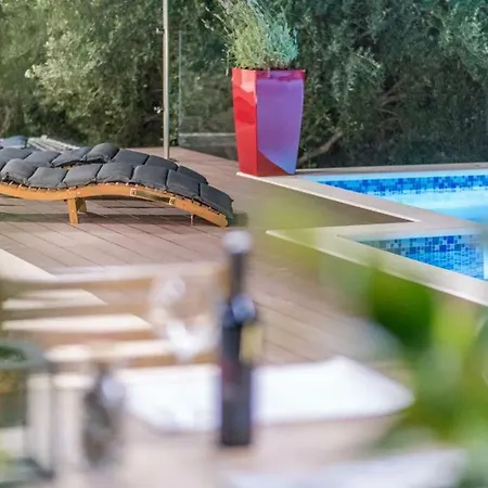 فيلة Luxury Shelena