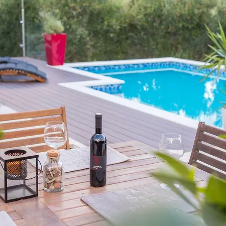 Villa Luxury Shelena *