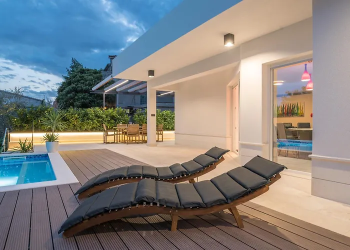 Luxury Shelena Mravince